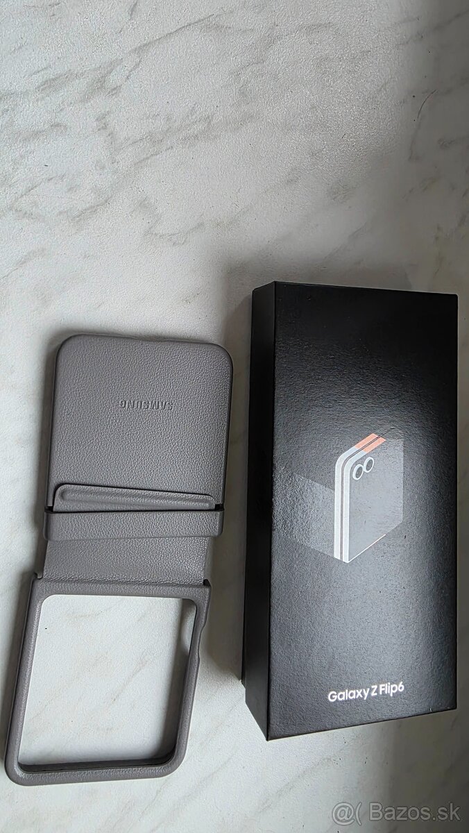 Predám Samsung Galaxy Z Flip 6 512 gb - 6