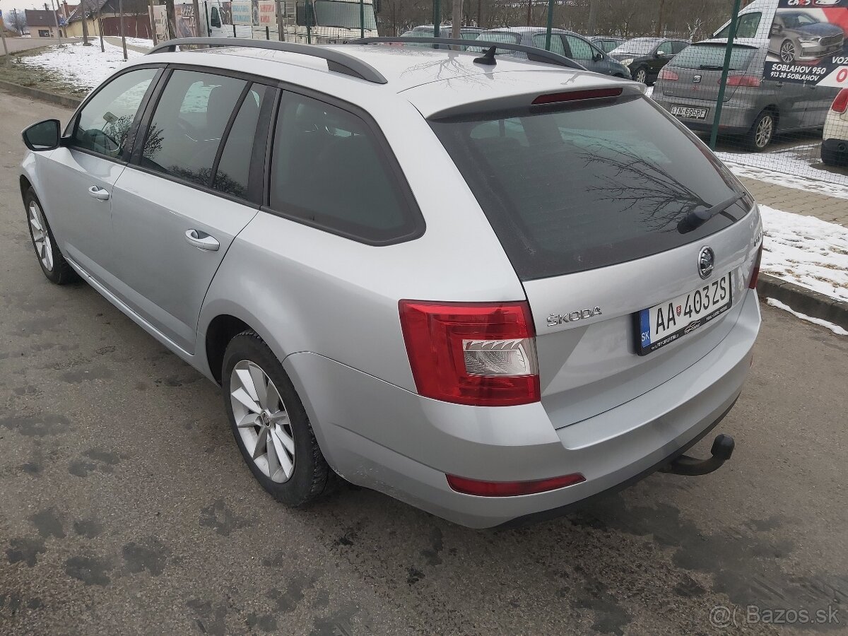 Škoda Octavia Combi 1.6 TDI 110k Ambition DSG - 6