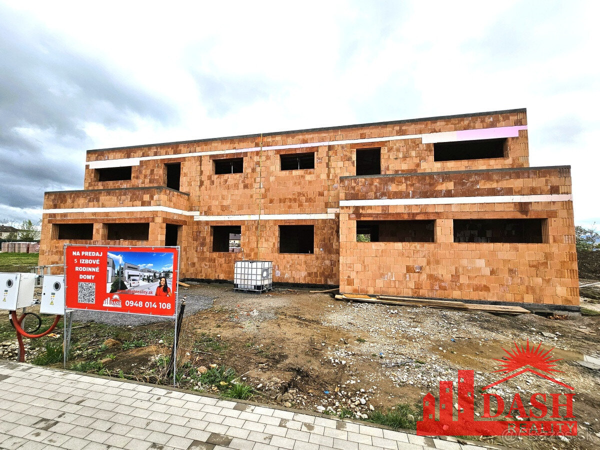 Na predaj 5-izbový nízkoenergetický rodinný dom v Trenčíne – - 6