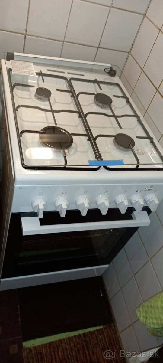 Vrchné, sklopné sklo na sporák ELEKTROLUX LKK560000... - 6