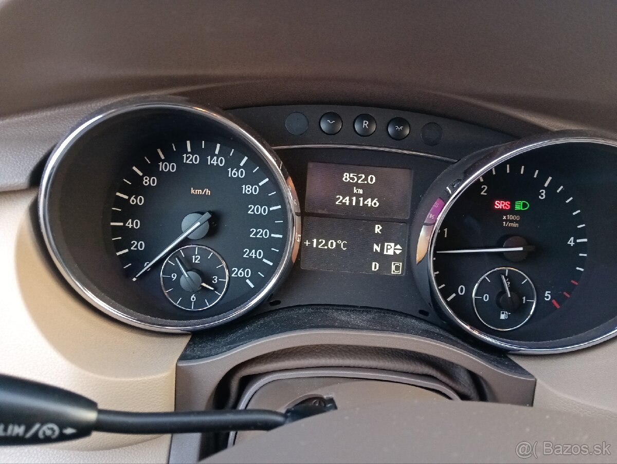 Mercedes R320 CDI - 6