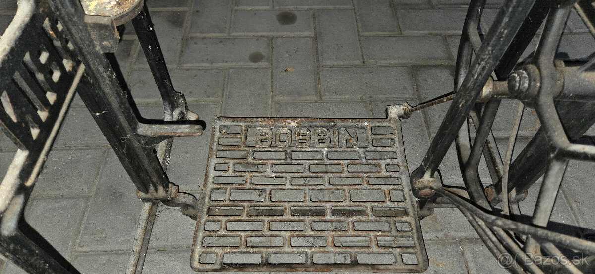 Historická šijacia mašina Berger - 6