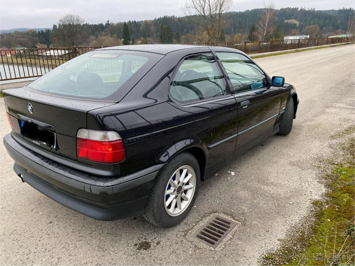 Predám BMW e36 316i compact - 6