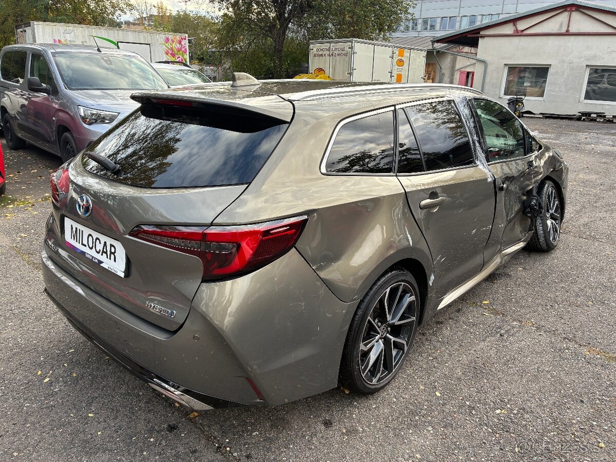 Toyota Corolla Hybrid 2.0 r.v.2024/3 e-CVT 112 kW EXECUTIVE - 6