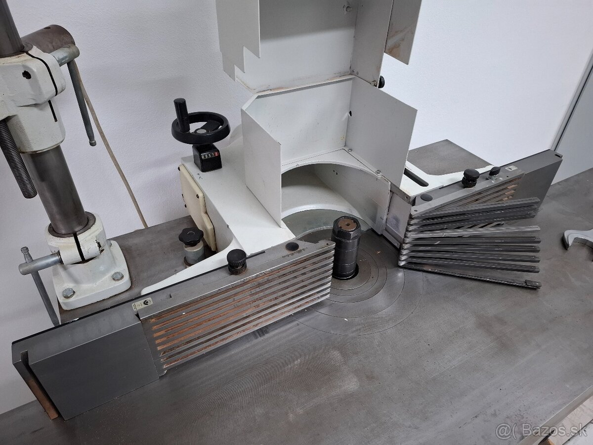 Spodná fréza Casoin + 3-valcový posuv - 6