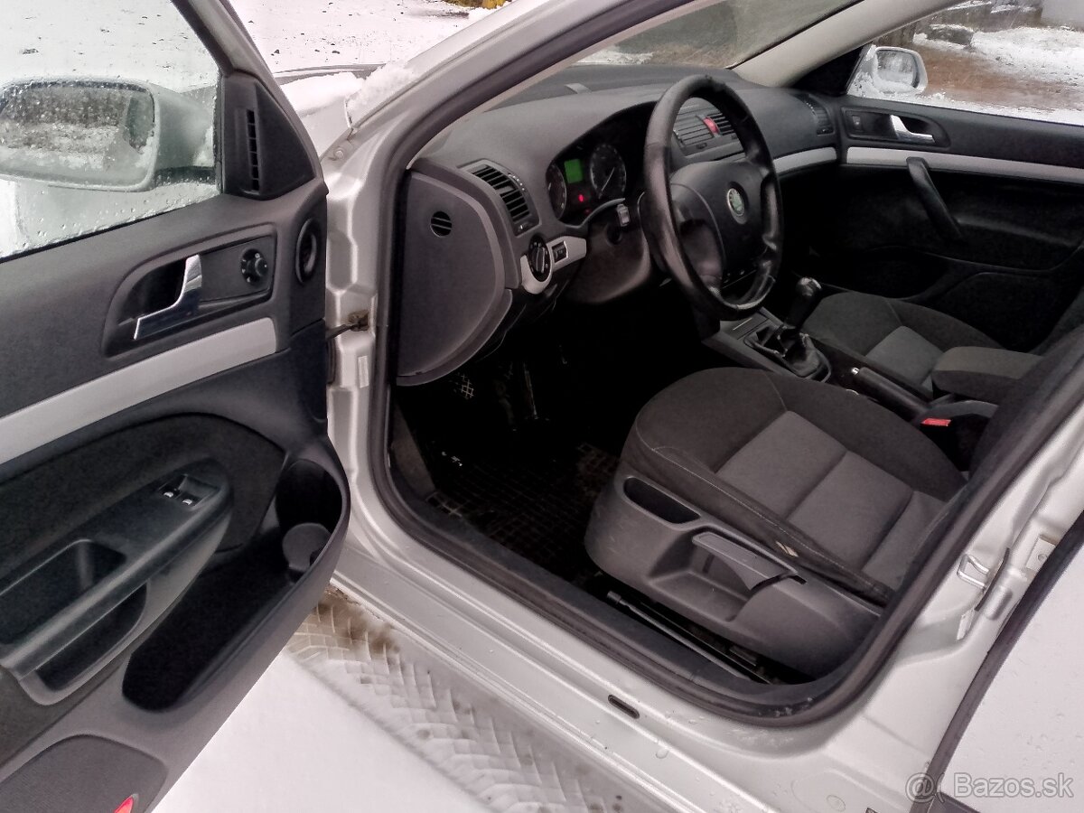 ŠKODA OCTAVIA COMBI 1,9TDI 77KW - 6