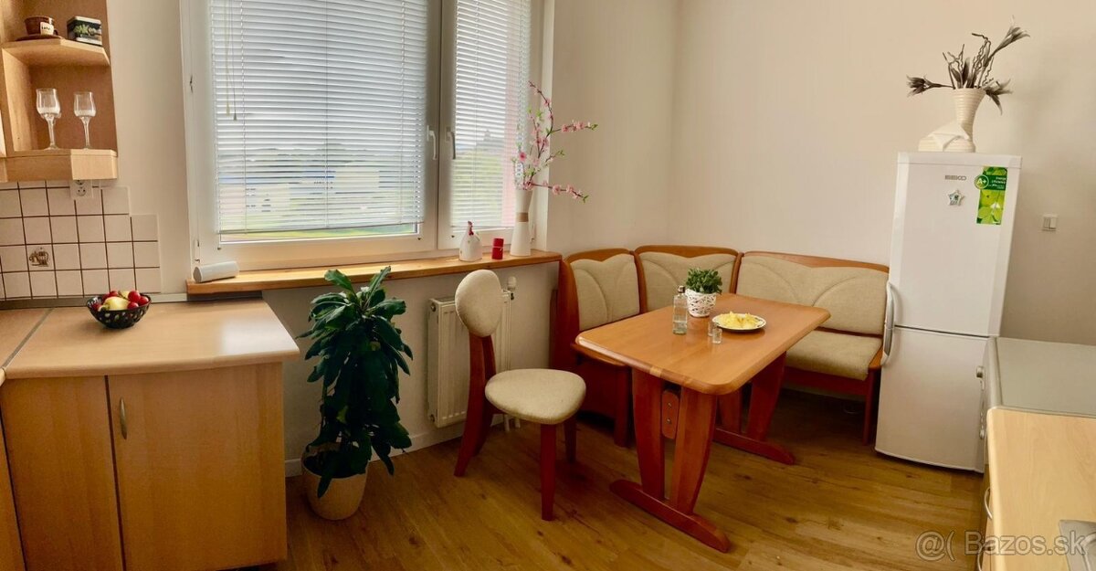 Priestranný 3-izbový byt s výhľadom na Vysoké Tatry - 6