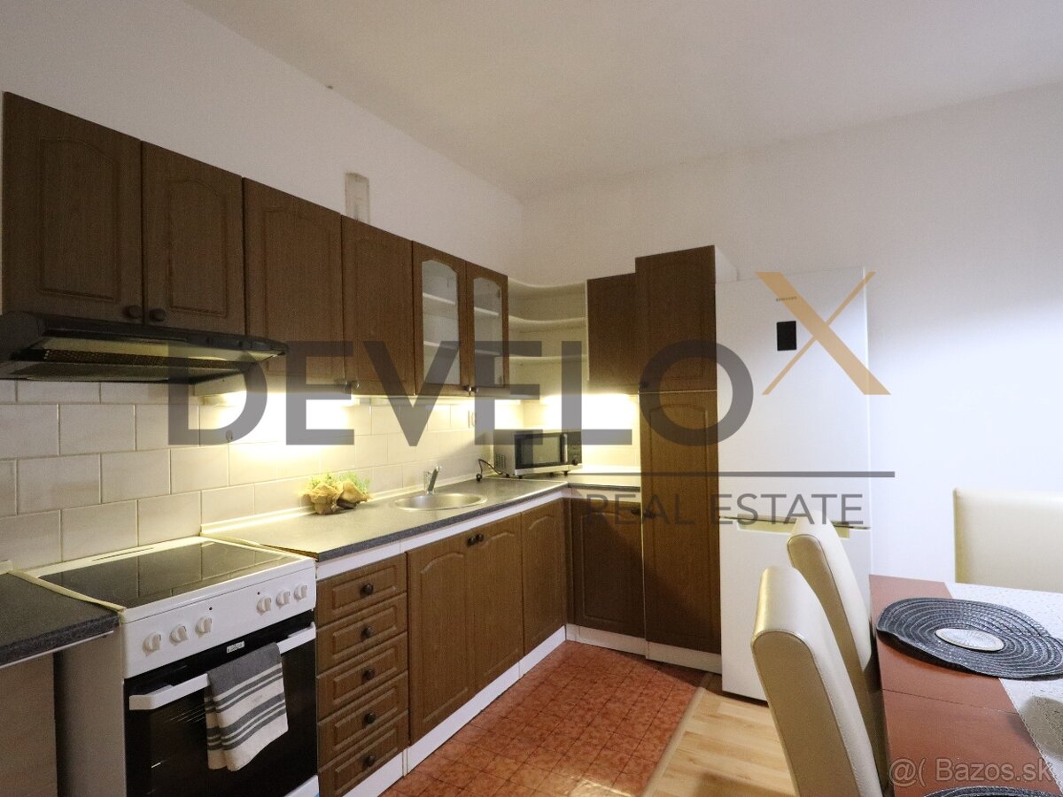 Na predaj priestranný 2 - izb. byt v Bratislave - Nové Mesto - 6