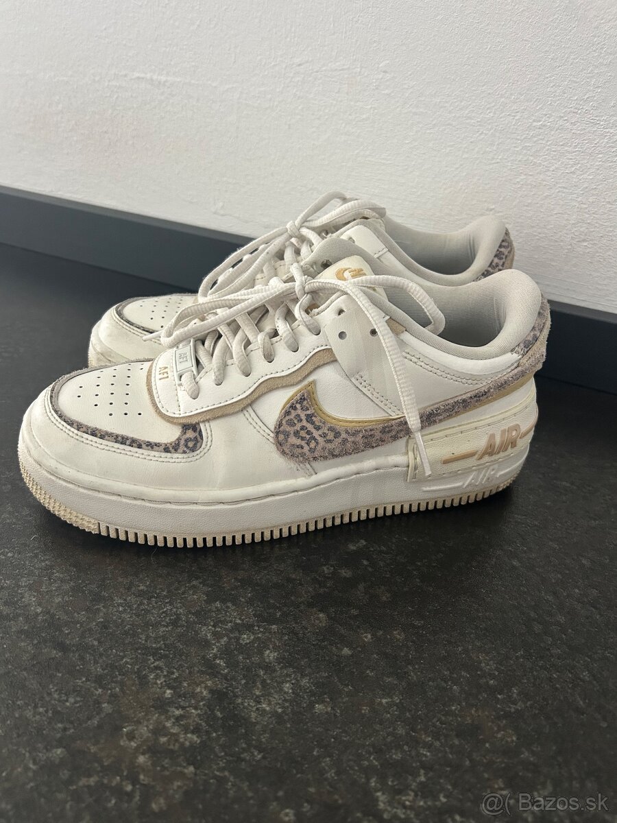 Tenisky Nike , cena kus - 6