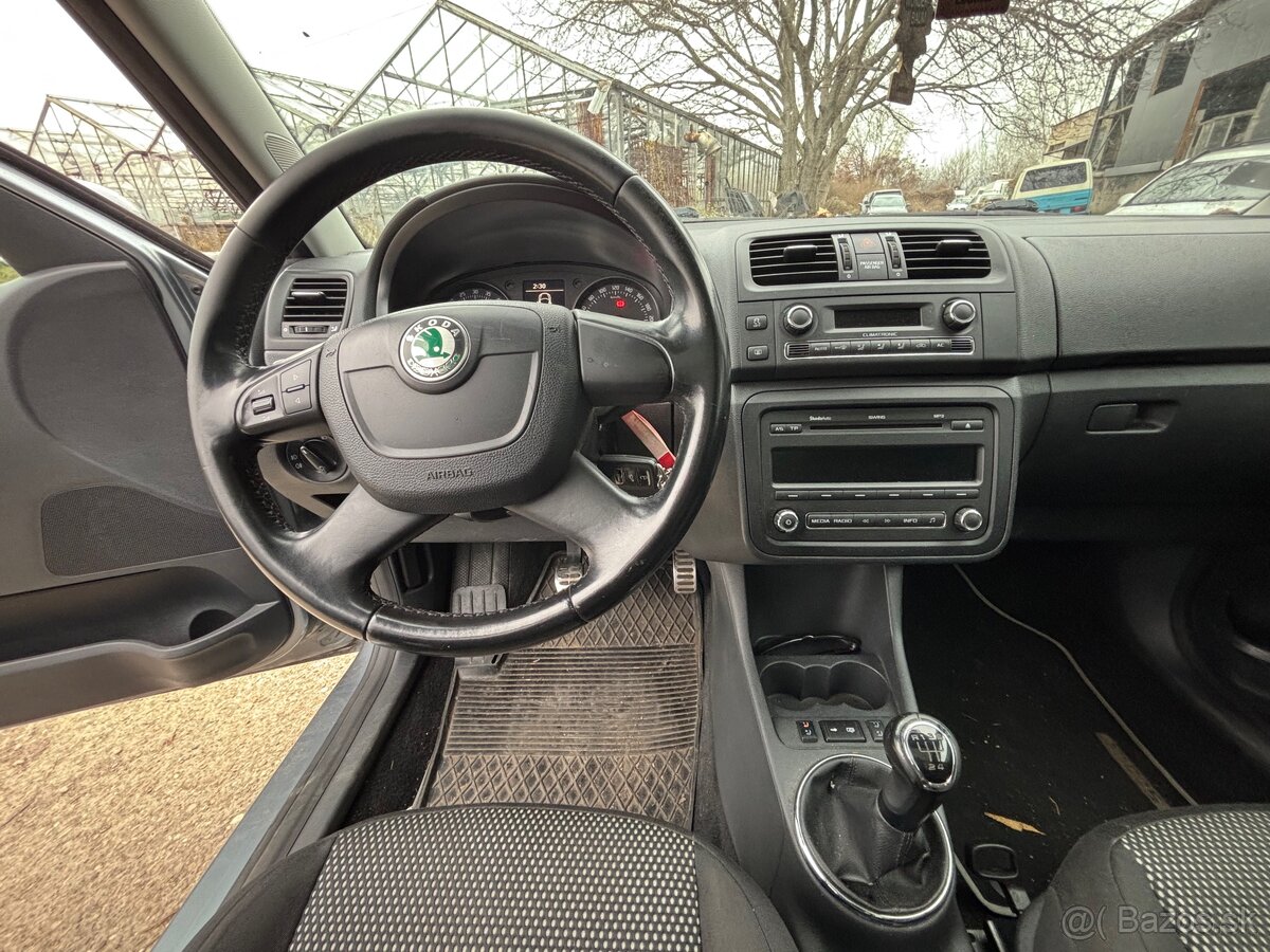 Škoda Roomster Scout - 6