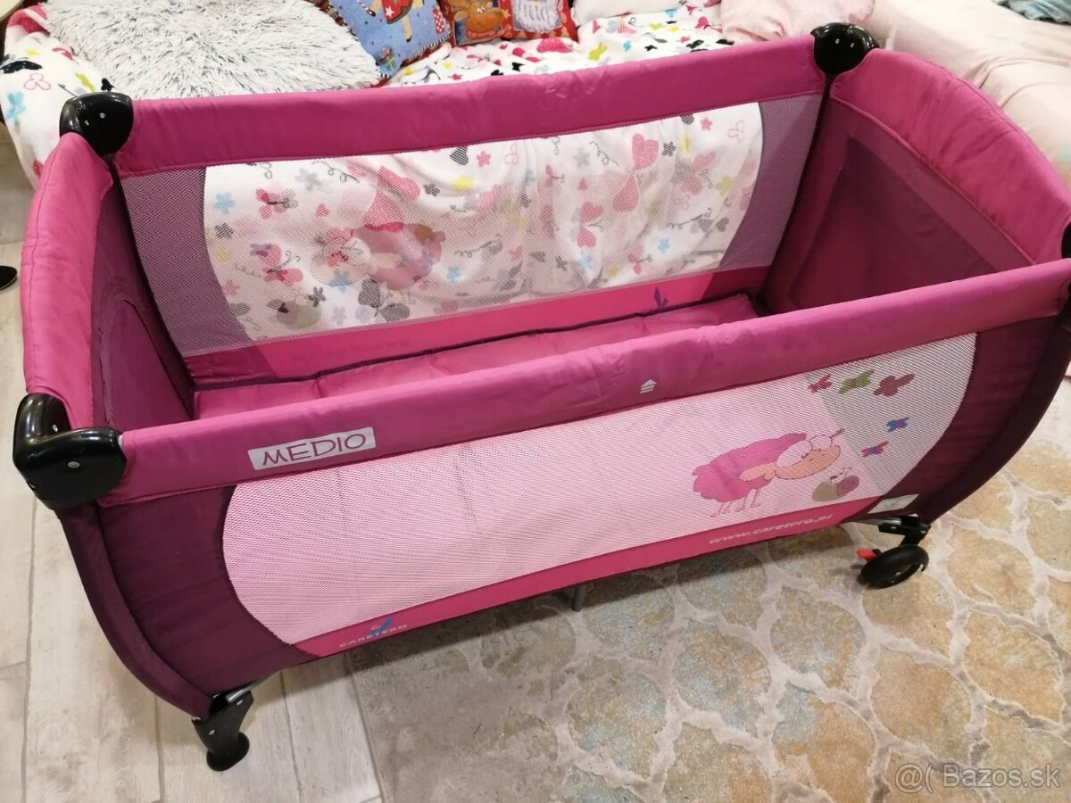 Obyčajná a prenosná postieľka - 6