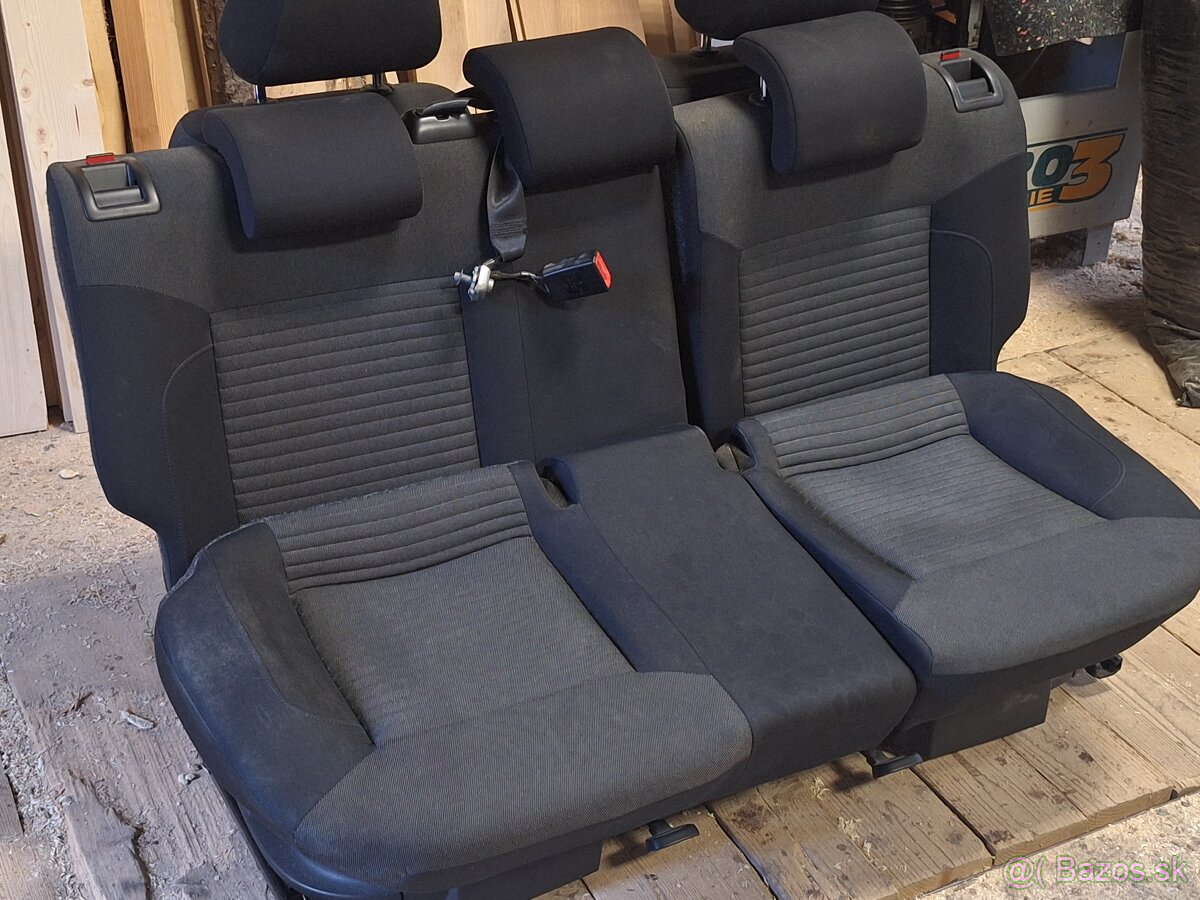 Sedadlá Volkswagen polo 6r - 6