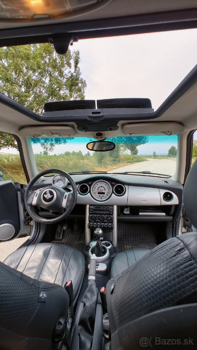 Mini Cooper R50 1.6 85kW Panorama - 6