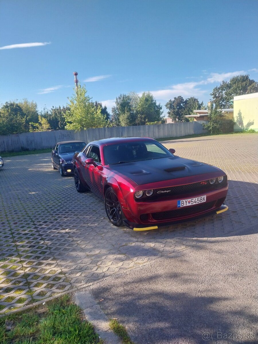 Dodge challenger 6.4 SRT - 6