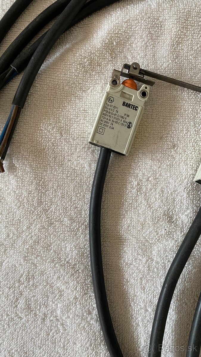 Predám rôzne koncové spínače - 6