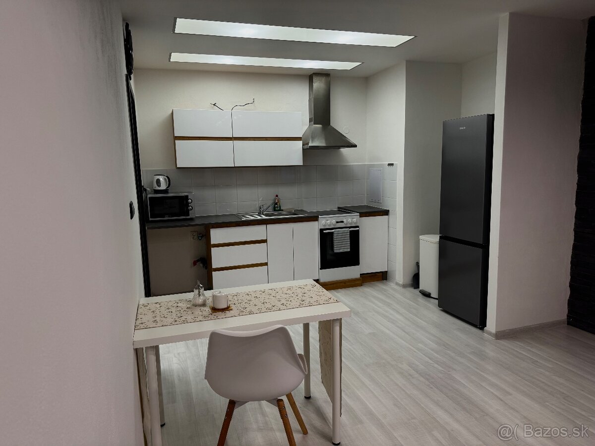 Byt prenájom - 6