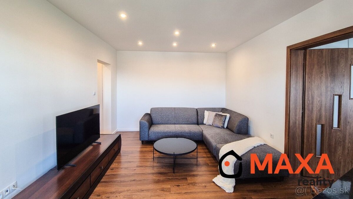 TROJIZBOVÝ BYT SÍDLISKO ŽABNÍK PRIEVIDZA - 6