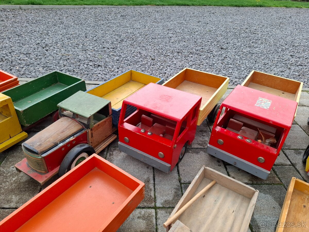 Staré drevené hračky - 6