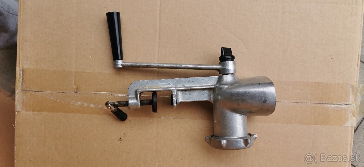 Mlynček na mäso. - 6