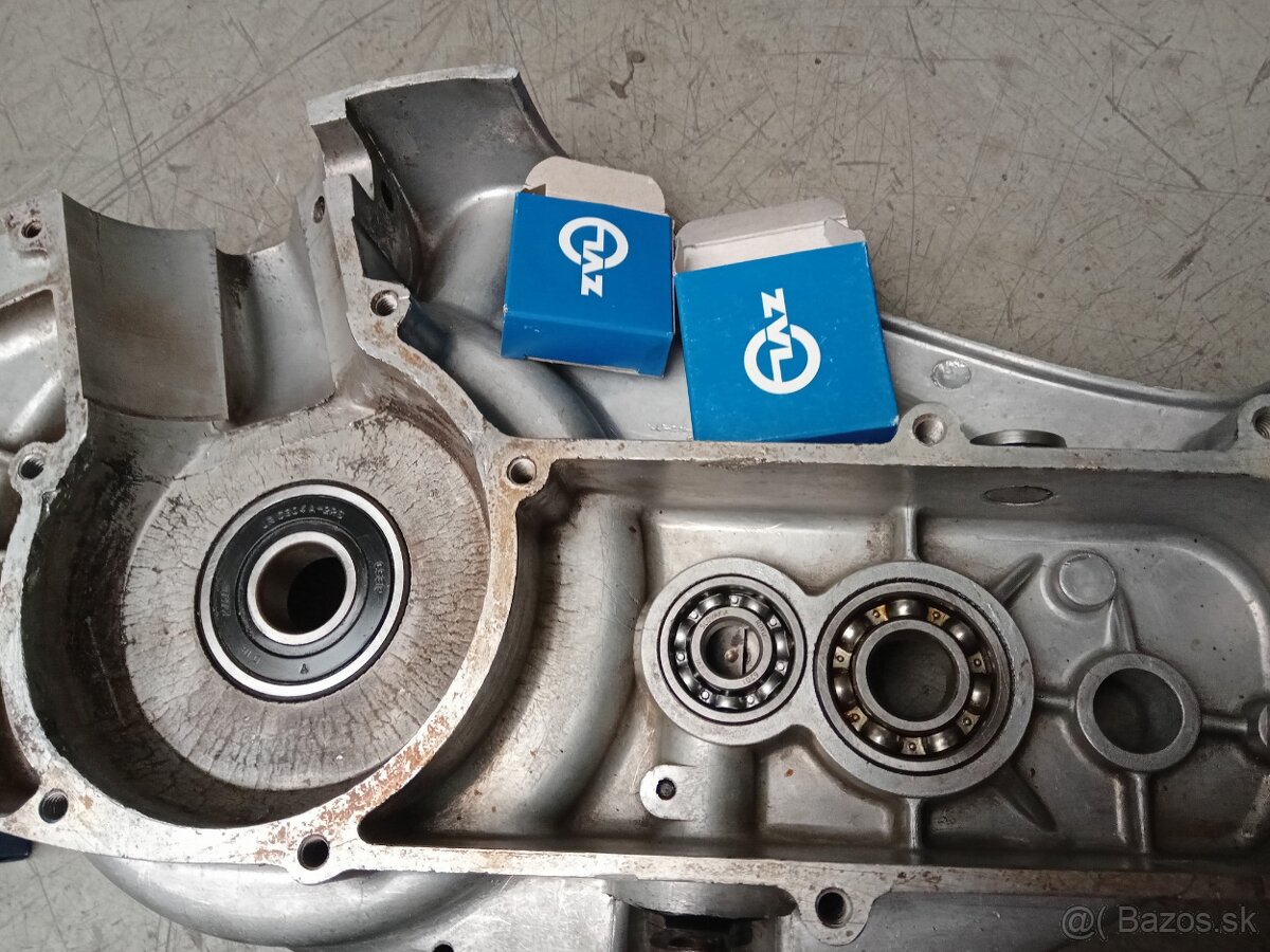 Kryt karburátoru a motor jawa 150/351,352 - 6