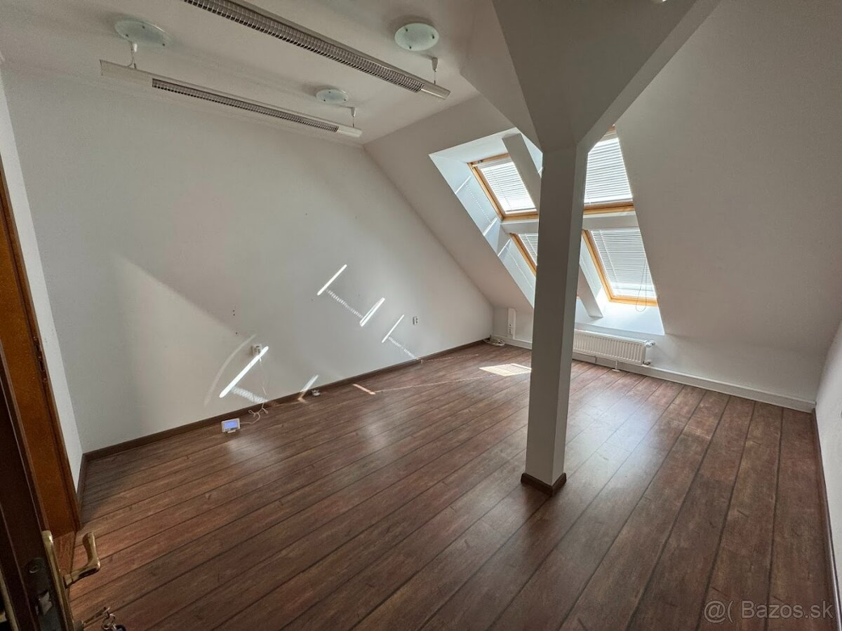 PRENÁJOM KANCELÁRIÍ V CENTRE MESTA - 6