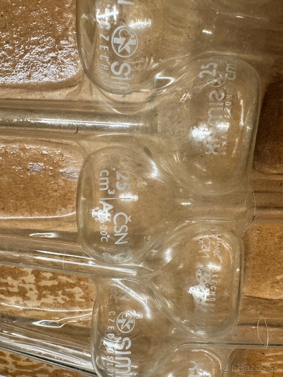 Laboratórne sklo - 6