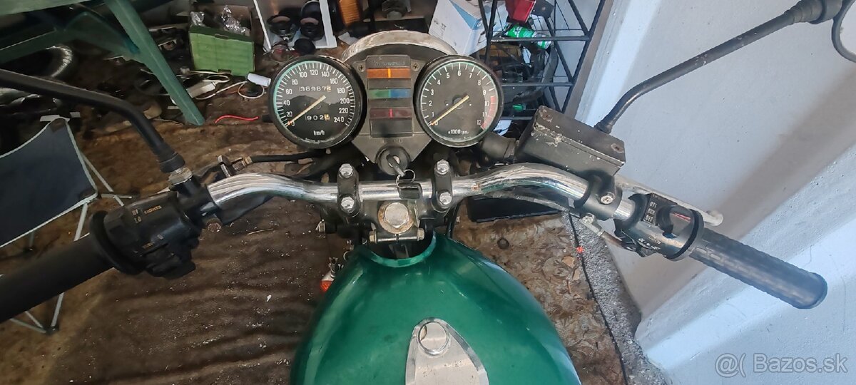 Kawasaki Z650 V4 - 6