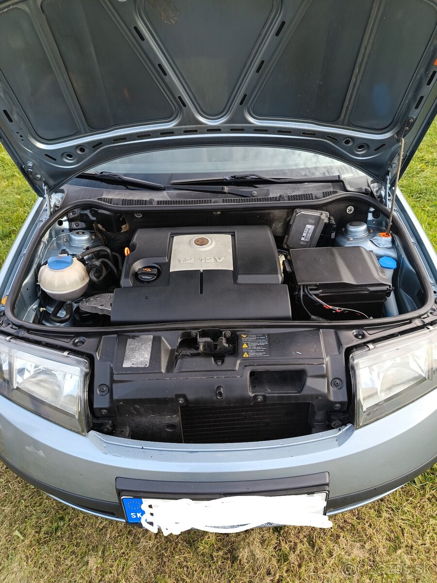Škodu Fabia 1.2HTP benzín - 6