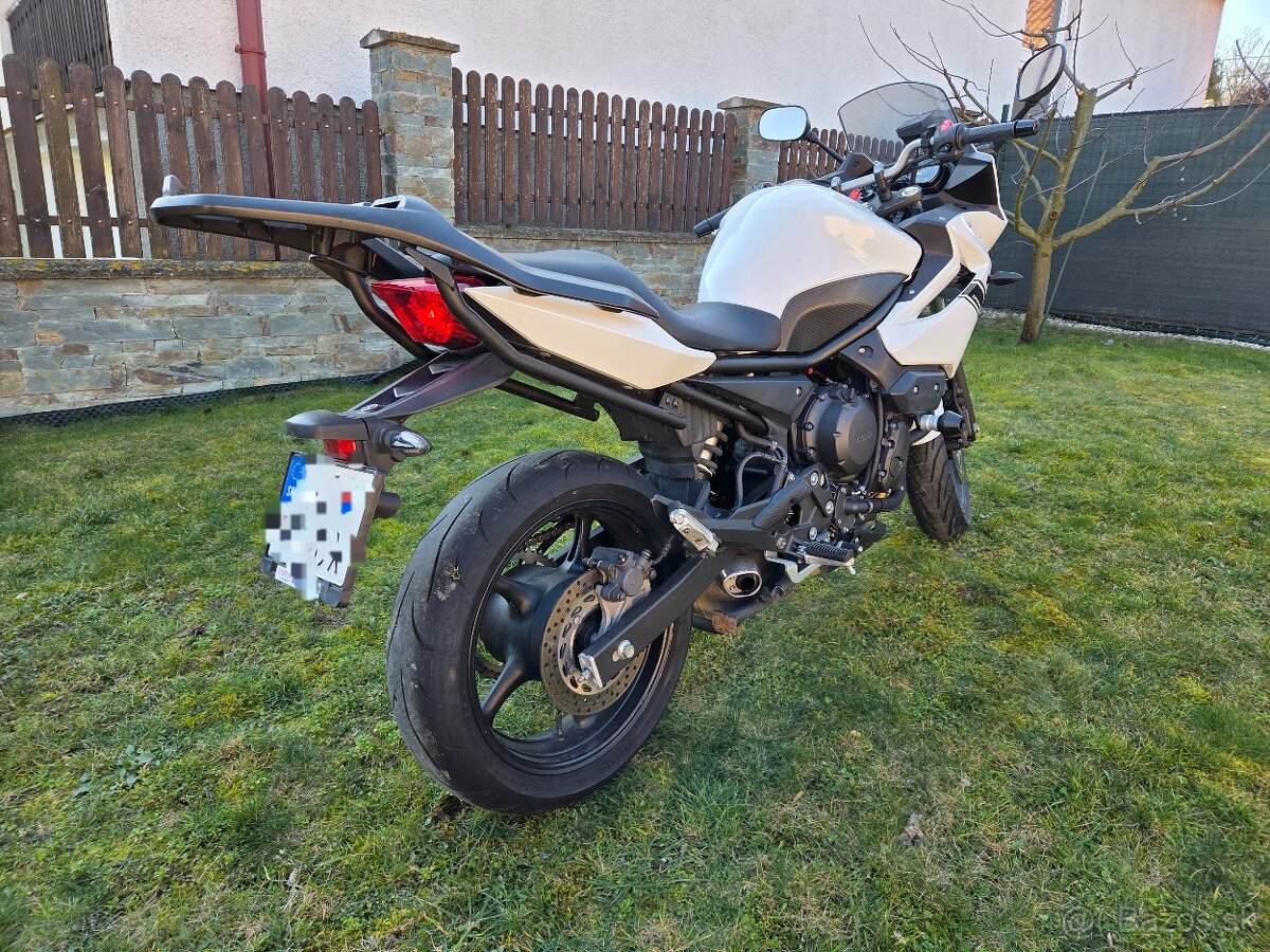 Yamaha XJ6 Diversion - 6