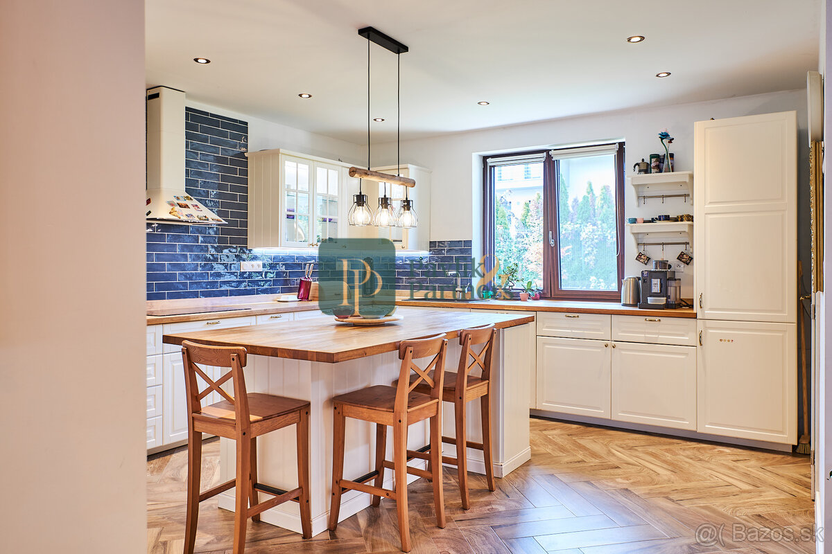 Predaj 5 izbový RD pri lese, pozemok 10á, EXKLUZÍVNE - 6