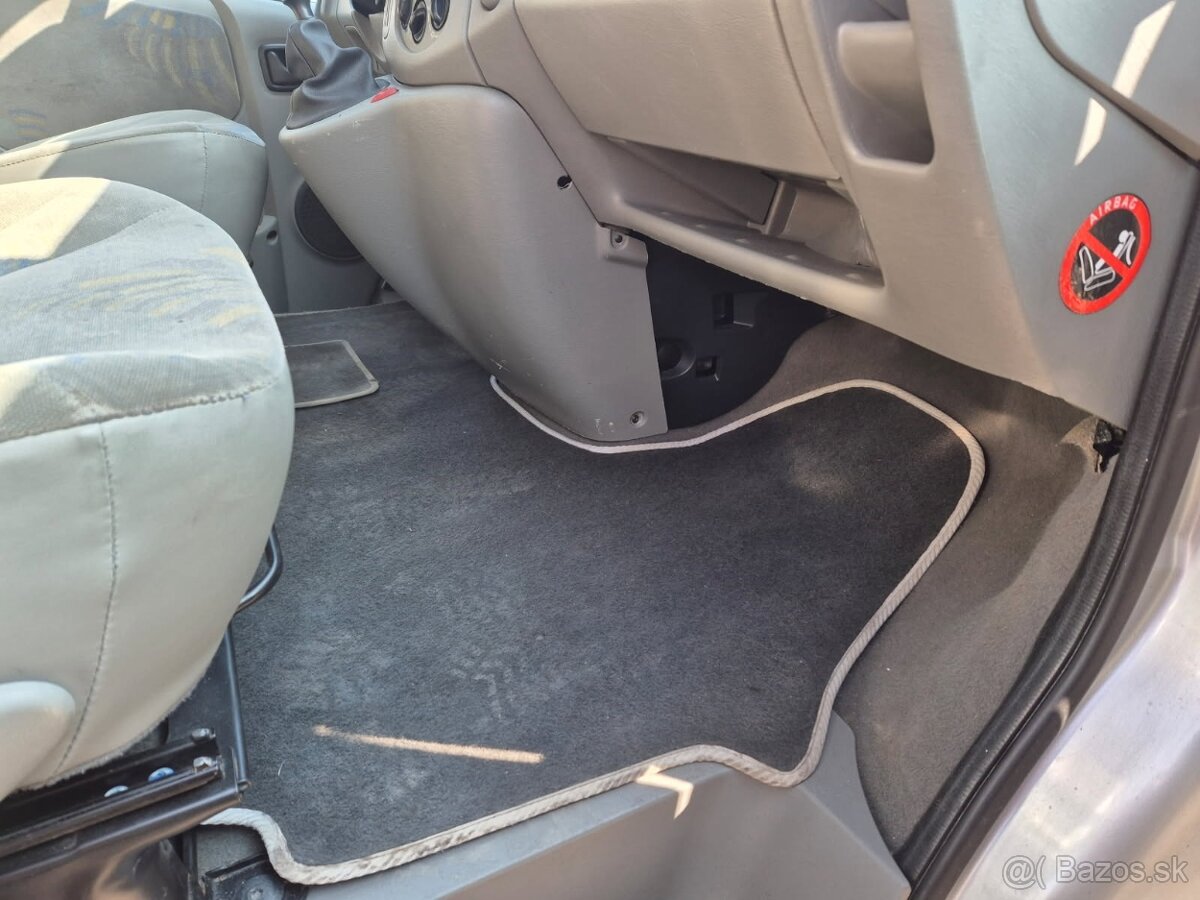 Renault Trafic 8m - 6