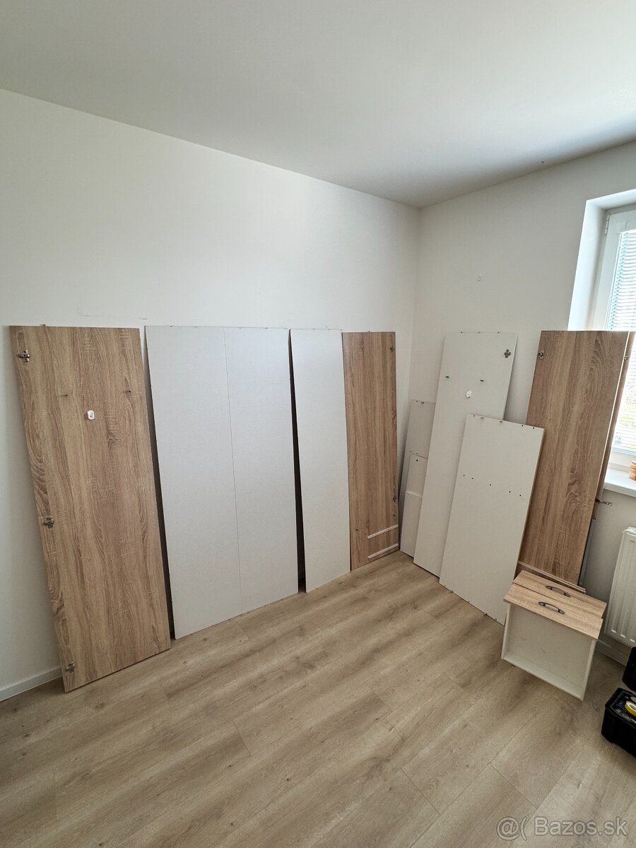 Satnikova skrina - 6