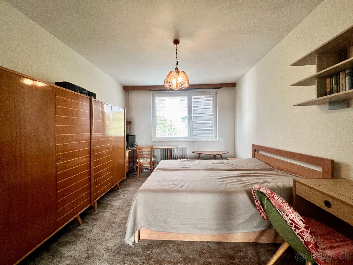 4-izbový byt v pôvodnom stave s lodžiou na predaj v Rači - 6