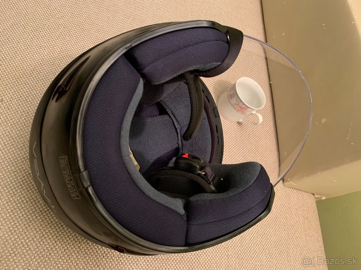 Predam kvalitnu prilbu TAYGA na motocykel-alebo kolobezku - 6