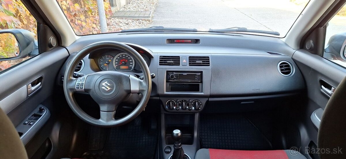 Predam Suzuki Swift 1.3 2007 176000km - 6
