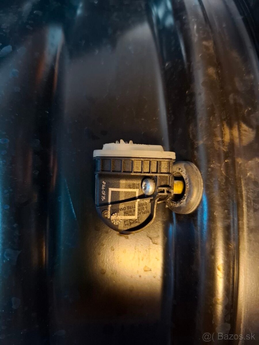 Plechové originálne disky Ford R16 - 6