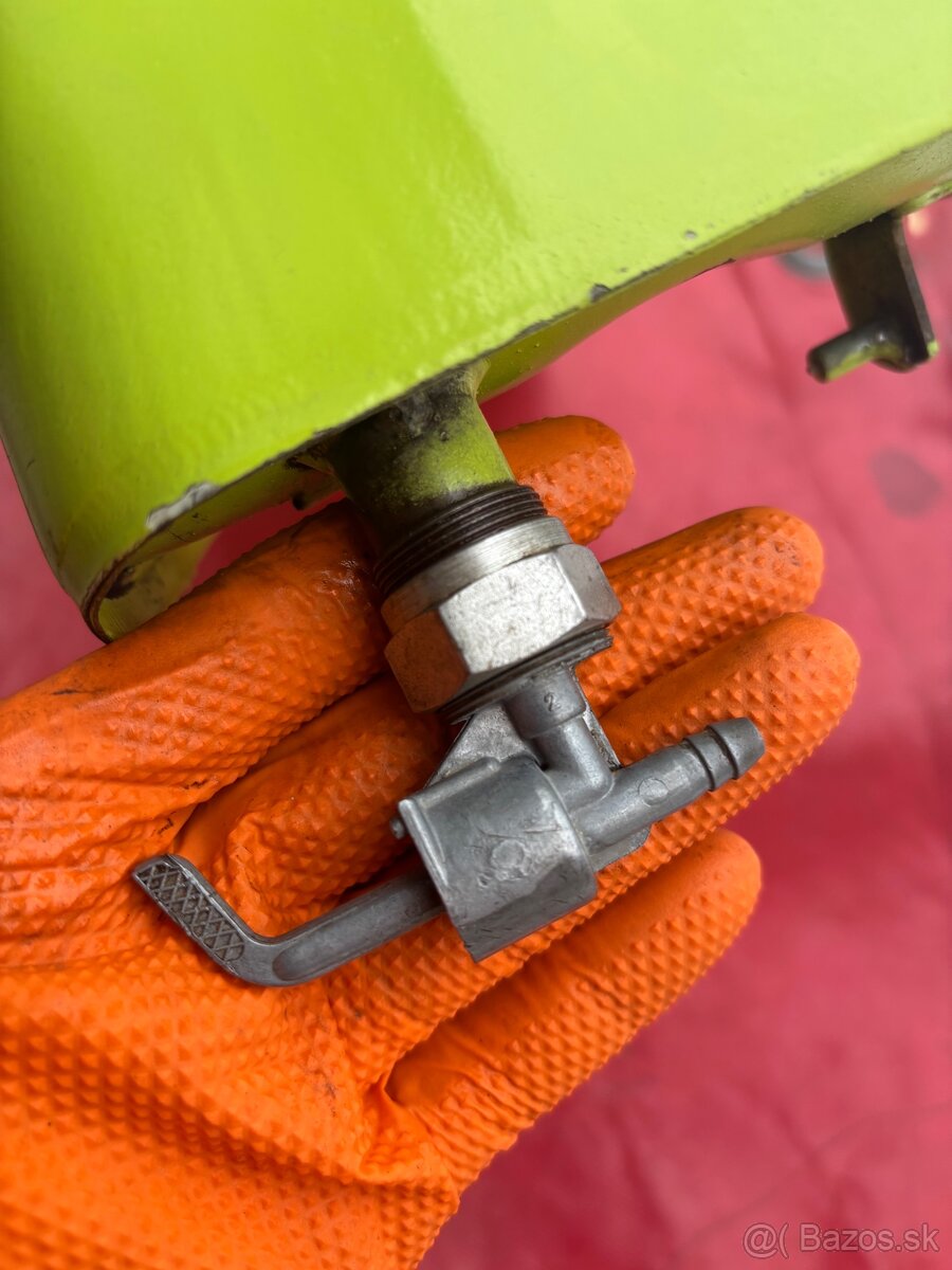 Babetta 210/215/225 nádrž 2 - 6