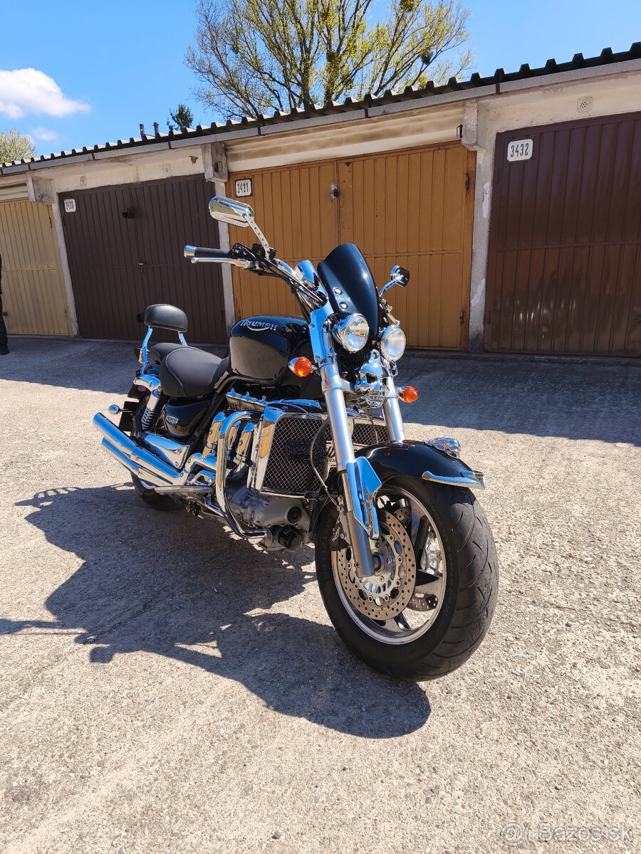 Triumph Rocket 3 - 6