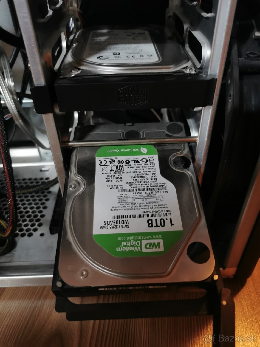 Predám straší počítač - nefunkčný - 6