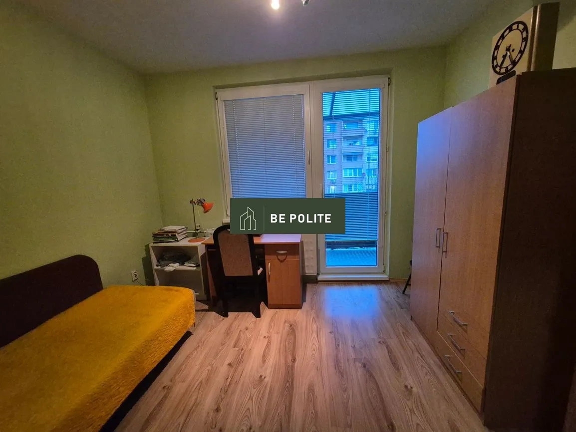 Predaj 3-izb.zrekonštruovaný byt,73 m2, loggia, RIII, Levice - 6