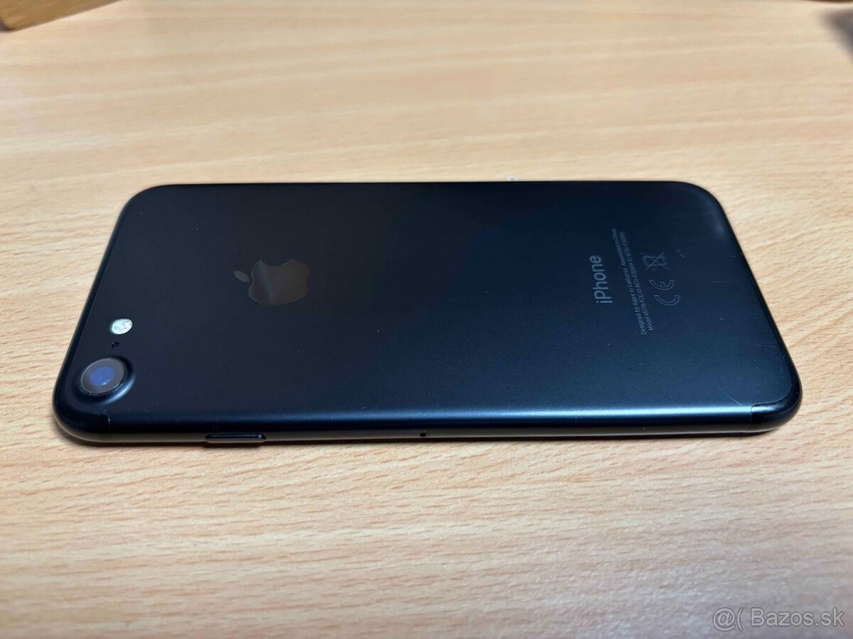Apple iPhone 7 - 128GB - 84% kapacita batérie - 6