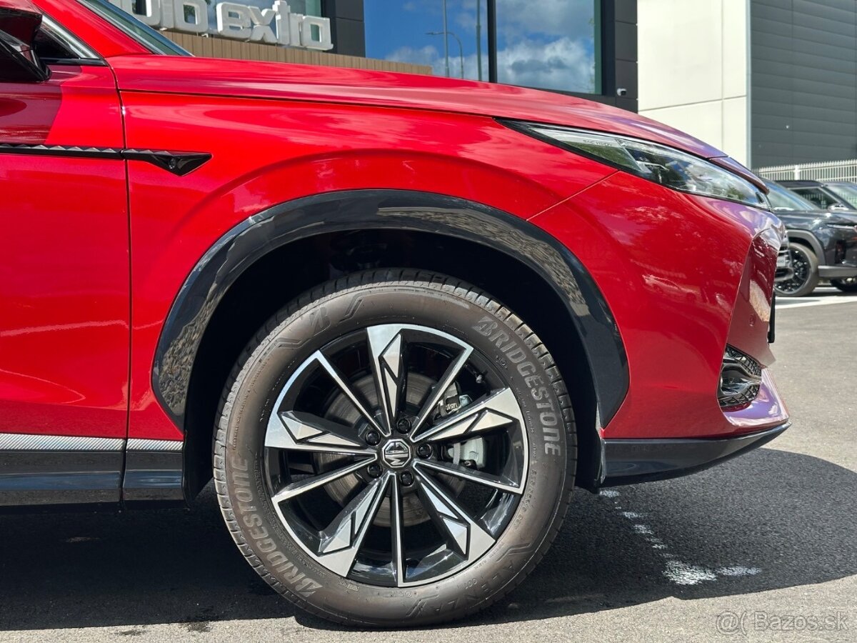 MG HS EXCLUSIVE 6 /MT - 6