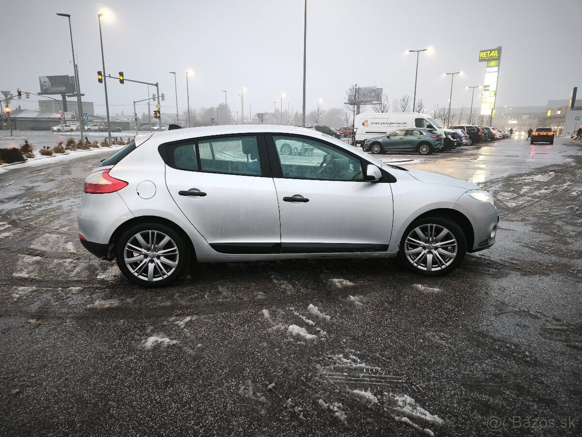 Renault Megane III 1.6 + LPG - 6