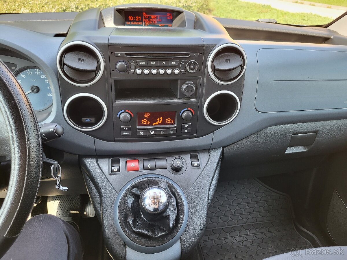 Predám Peugeot partner Tepee - 6