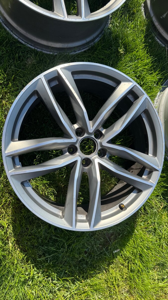 5x112 r20 RS COMPETITON AUDI - 6