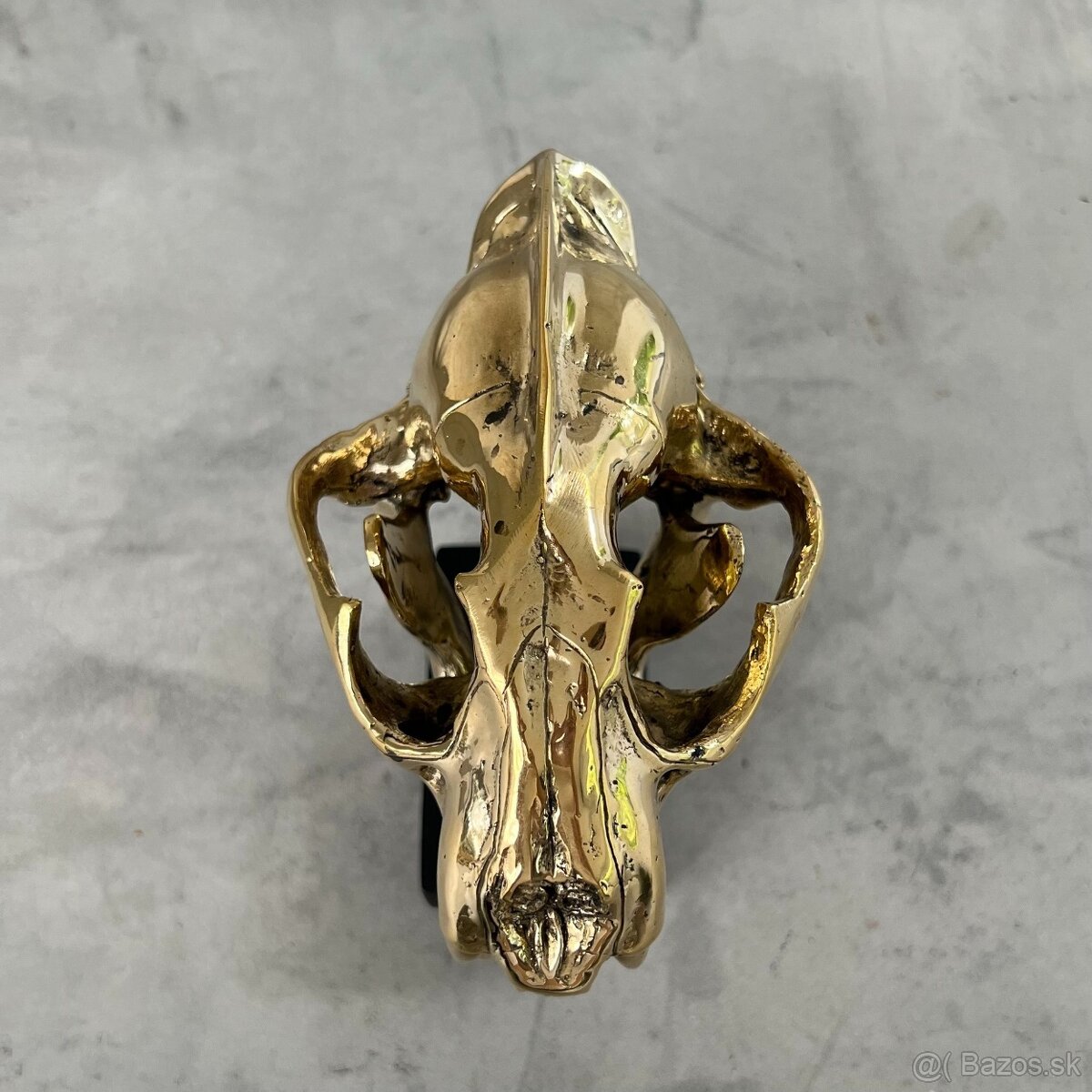 Bronzová interiérová socha - Leopard snežný na stojane - 6