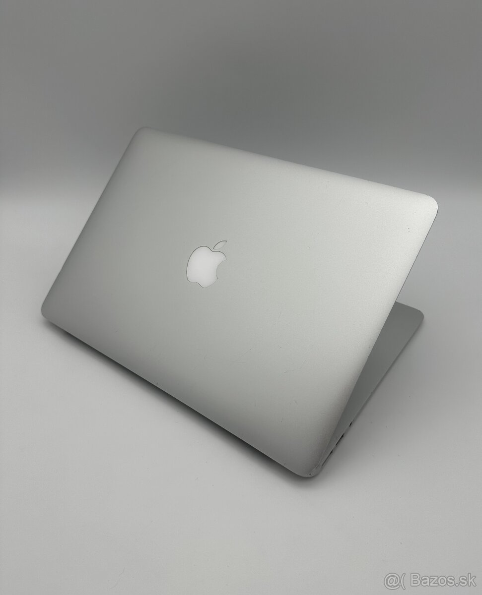 MacBook Air 13" 2017 8/128GB Silver + ZÁRUKA (B) - 6
