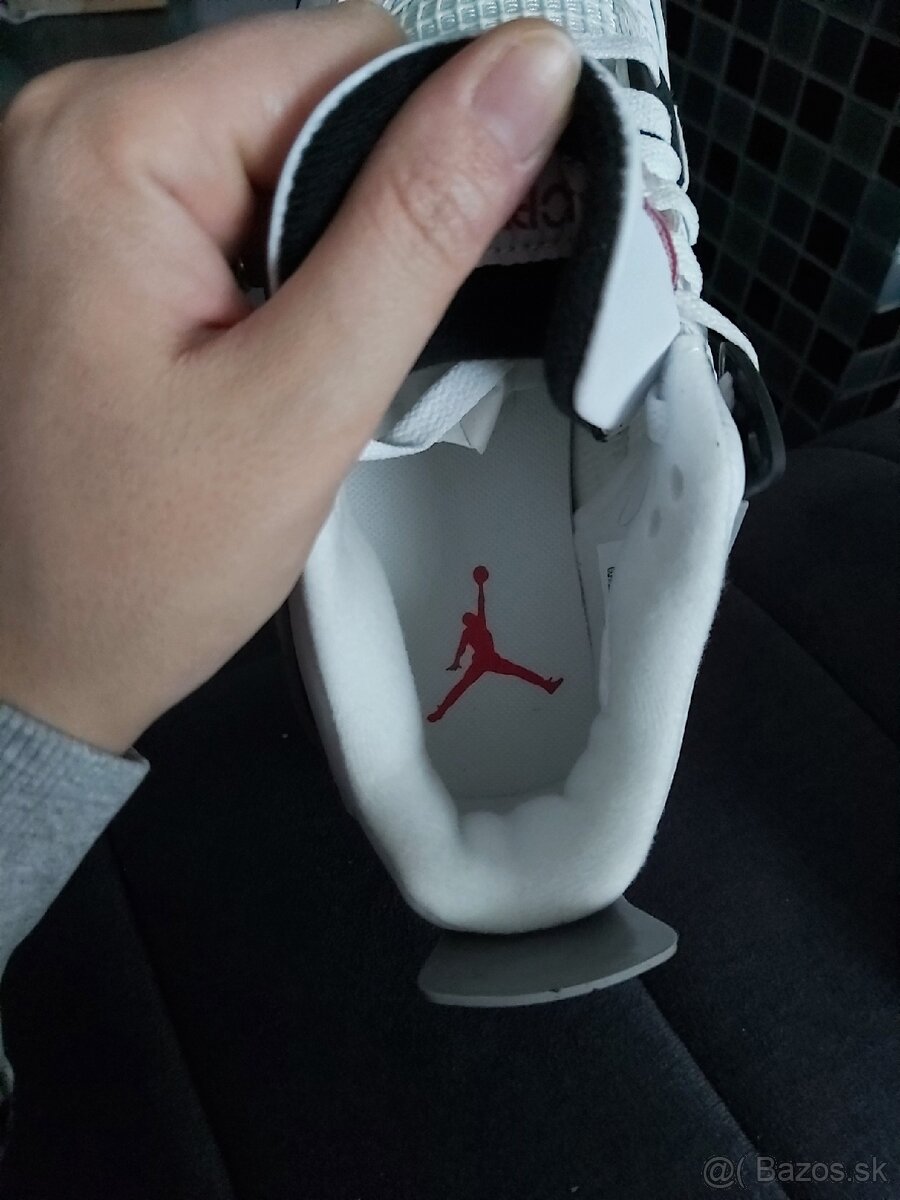 Jordan 4 White cement. Vel.36 - 6