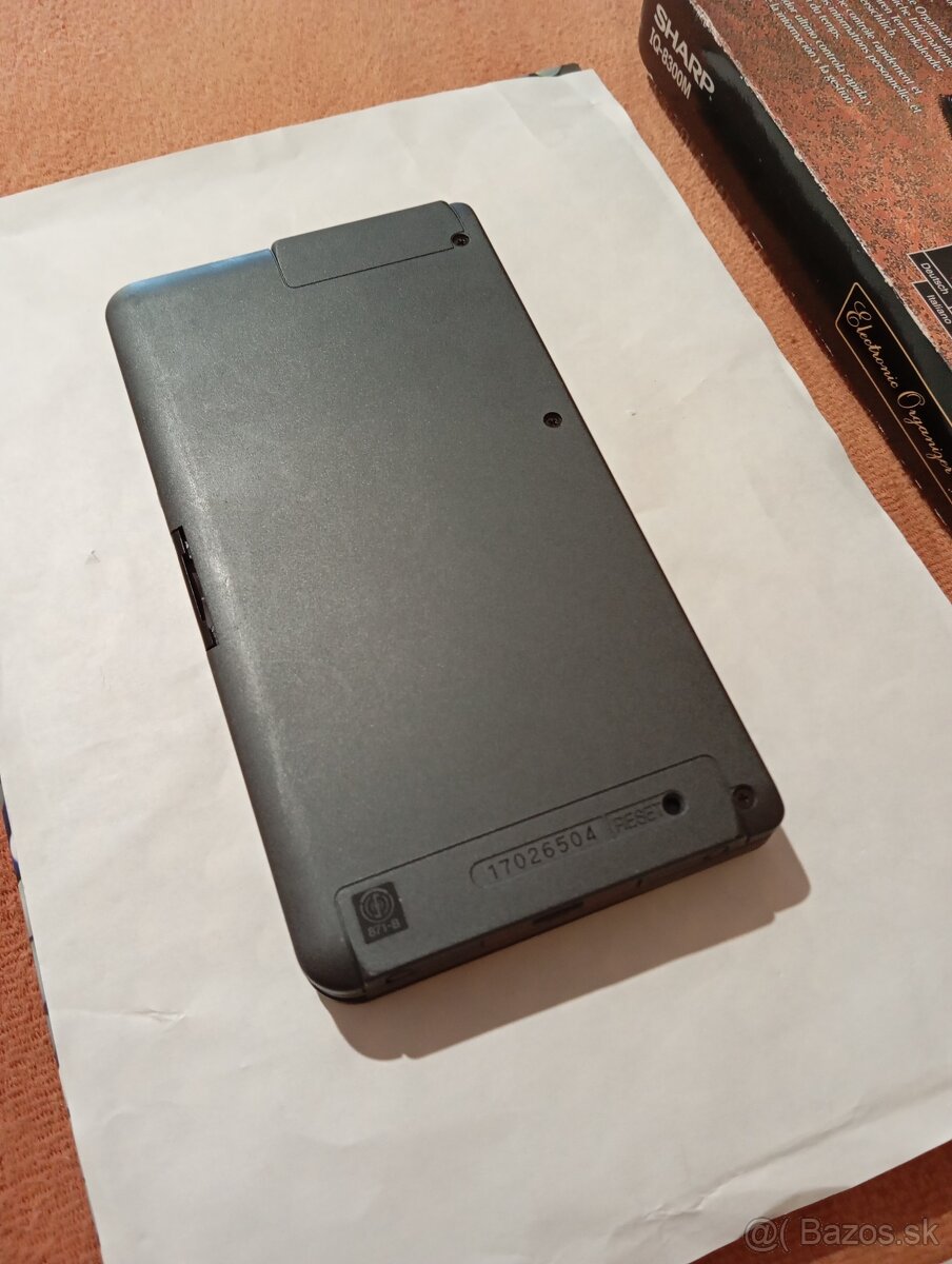 Sharp elektronický organizer - 6