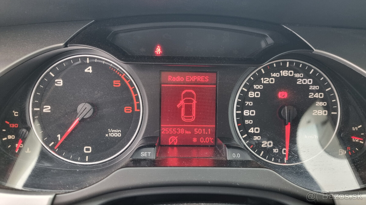 Audi A4 Avant B8 2.0 TDi 105 kW 2009 - 6